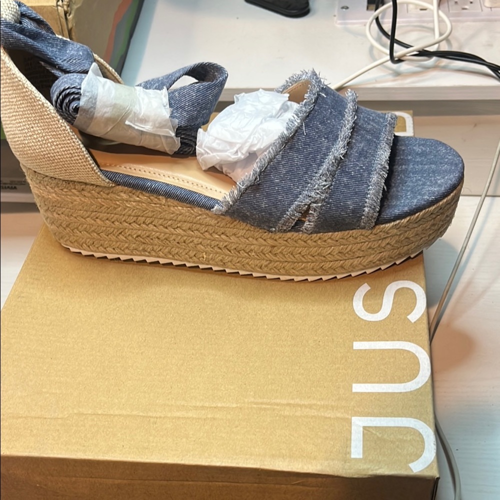 JustFab Blue Espadrille Platform Sandals